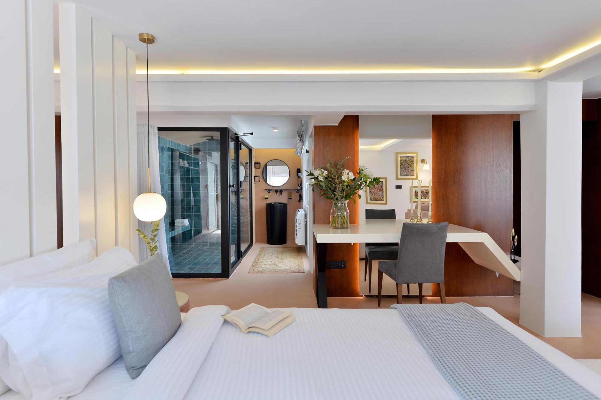 Luxury Suite Hammam & Outdoor Hot Tub